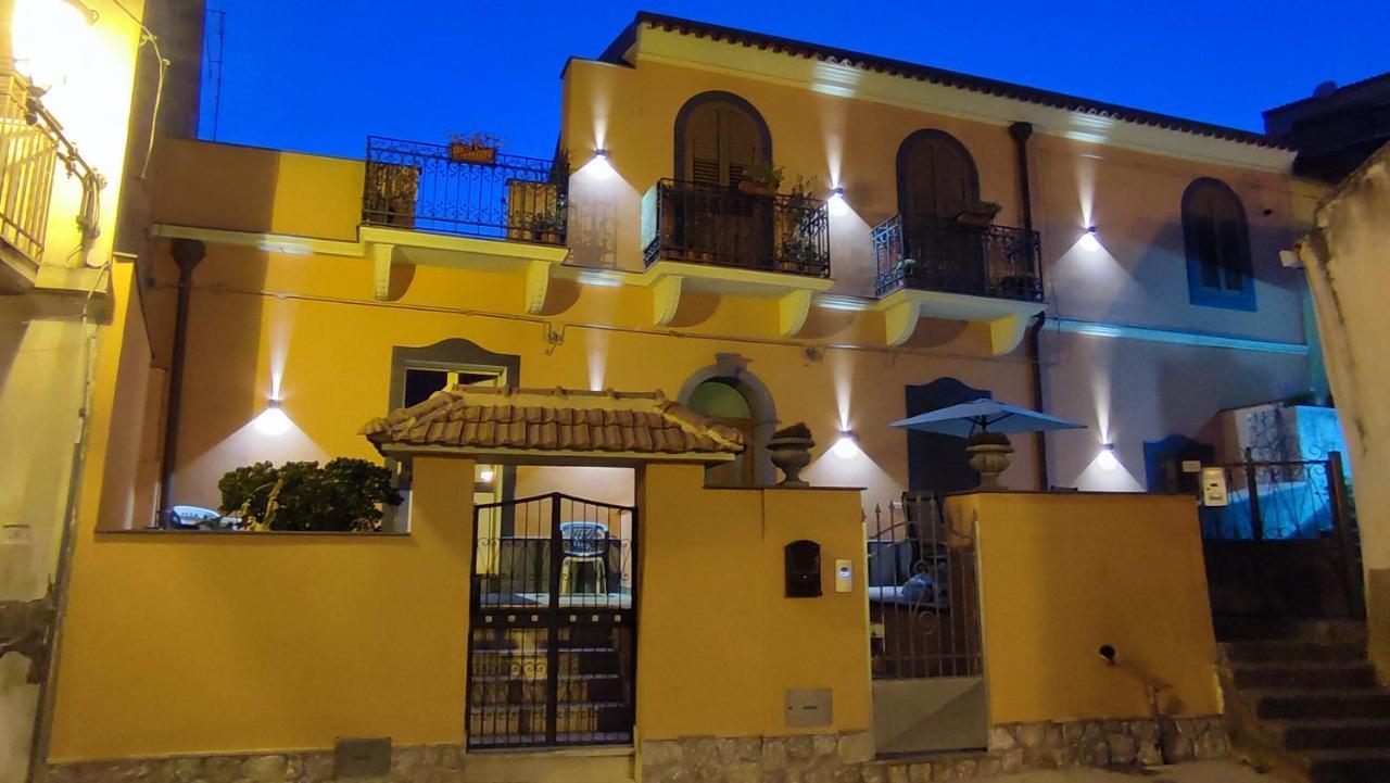 Sa Benedica - Luxury House Βίλα Calatabiano Εξωτερικό φωτογραφία